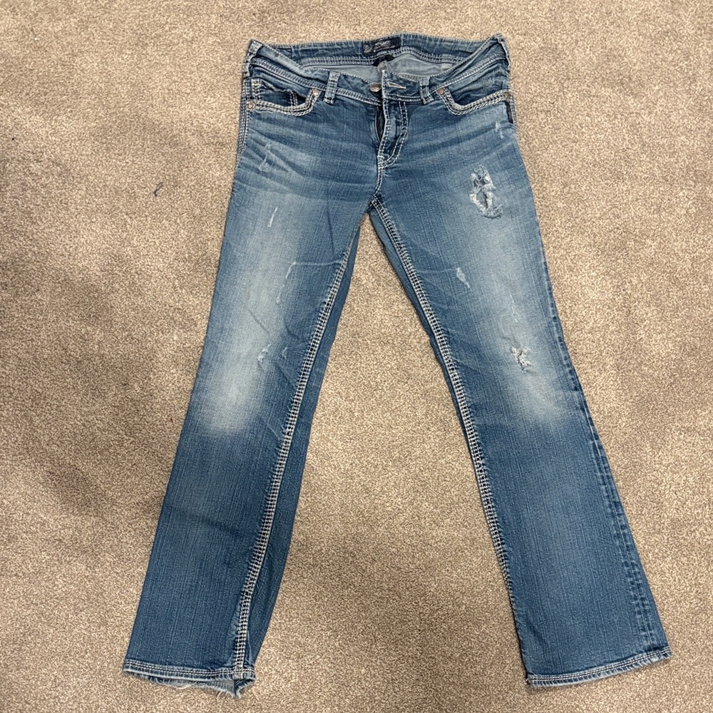 Silver Suki 17 - Jeans Women's Straight Leg in Distressed Blue